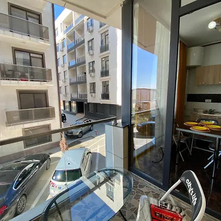 Sim Seaside Mackerel Apartament